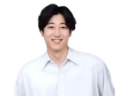 岡澤 アキラ